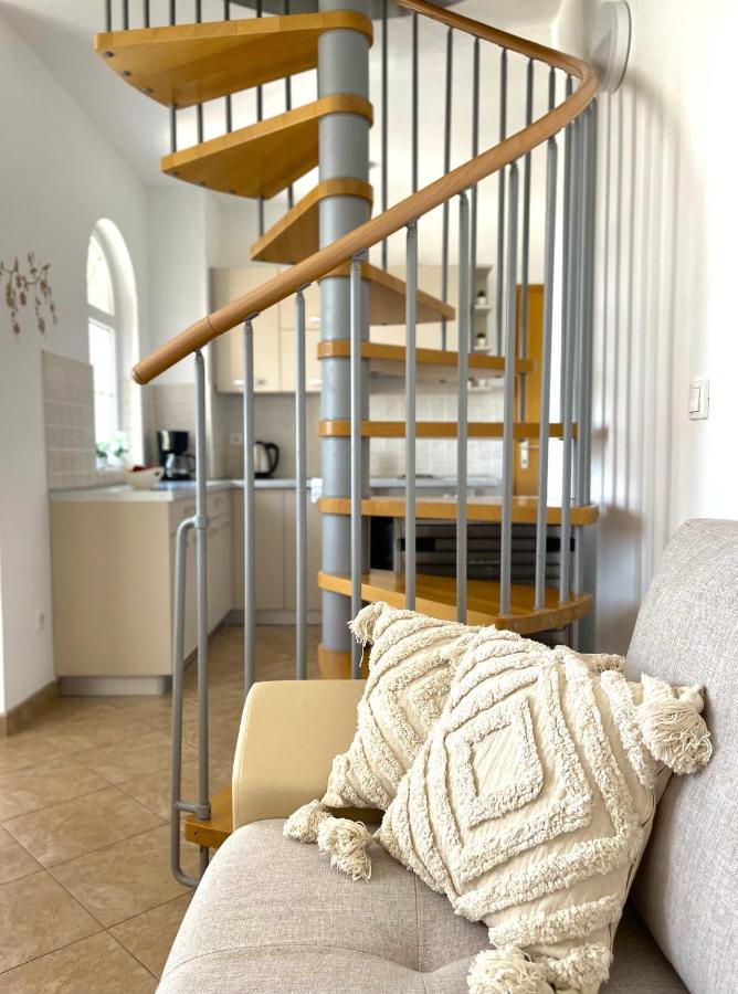 Apartments Tony Биоград на Мору Екстериор снимка