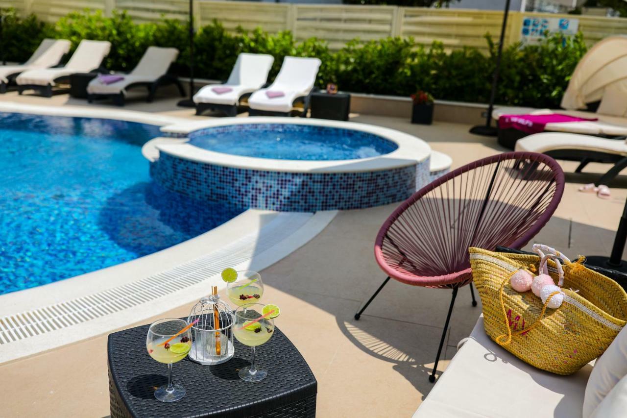 Apartments Tony Биоград на Мору Екстериор снимка