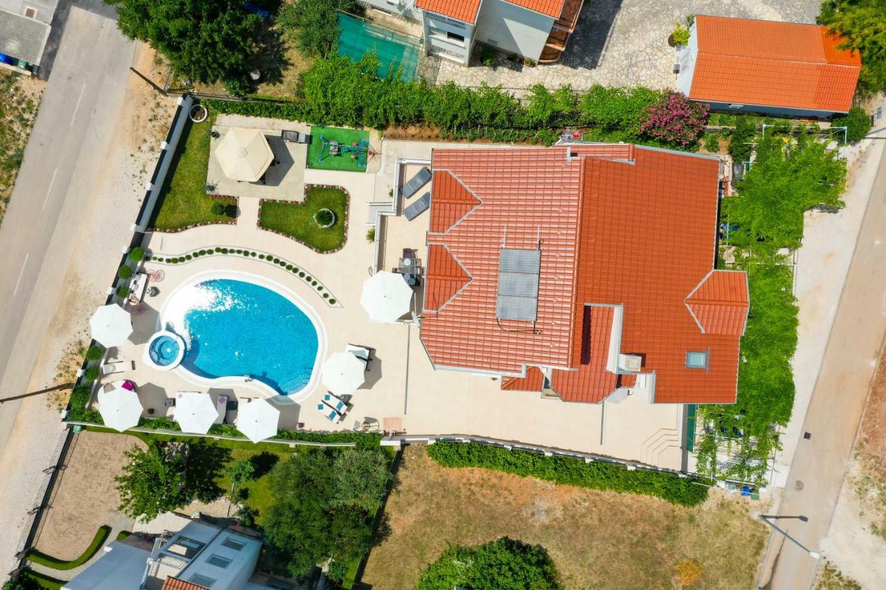 Apartments Tony Биоград на Мору Екстериор снимка